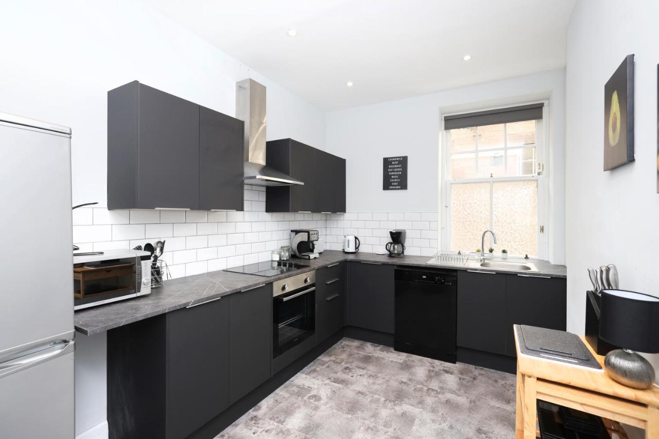 Stunning 2 Bed Apt Nr The Royal Mile & The Castle EDI Exterior foto